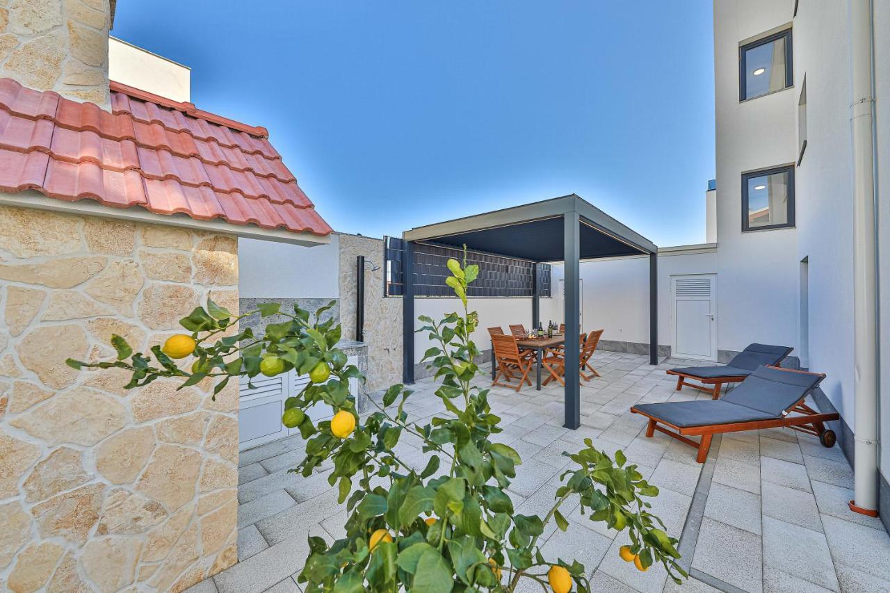 Luxury Apartment Pia With Swimming Pool And Grill Traù Esterno foto