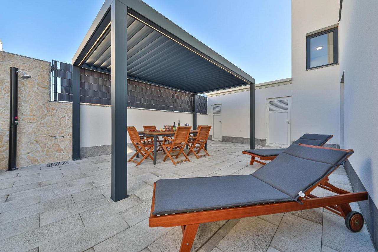 Luxury Apartment Pia With Swimming Pool And Grill Traù Esterno foto