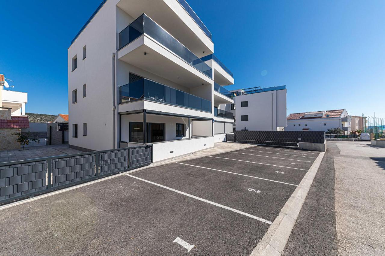 Luxury Apartment Pia With Swimming Pool And Grill Traù Esterno foto