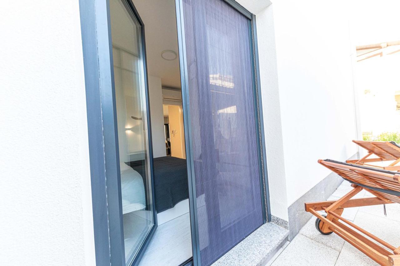 Luxury Apartment Pia With Swimming Pool And Grill Traù Esterno foto